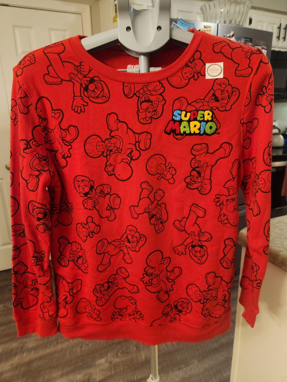 Nintendo Super Mario Red Kids' Long-Sleeve Sweatshirt